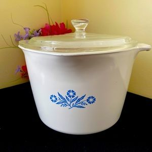 Vintage Corningware Blue Cornflower Saucemaker Bowl w/lid 2qt. 8cups BIG!